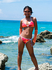 India teen cameltoe