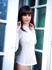 Young and beautiful, Zelda is gifted with a magnificent breasts, sexy legs and the talent to tempt and arouse with sensual and erotic poses.
