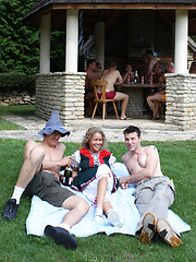 Heidi acts in hot bukkake orgy