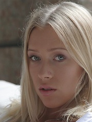 Innocence girl Teena Dolly sex