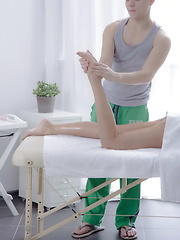 Gorgeous Asian teenie fucked by the horny masseur