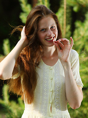 Nicole K. - PRESENTING NICOLE